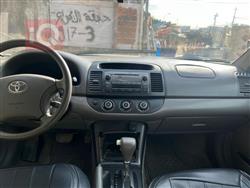 تۆیۆتا کامری